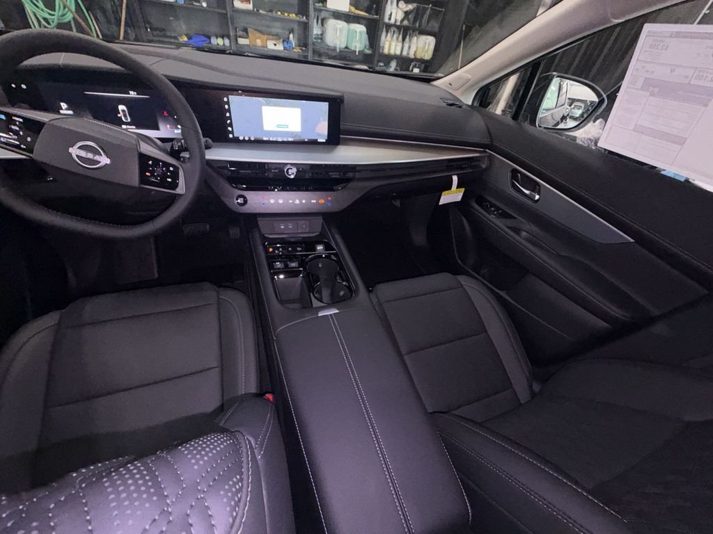 New 2026 Super Black Nissan Platinum image 21