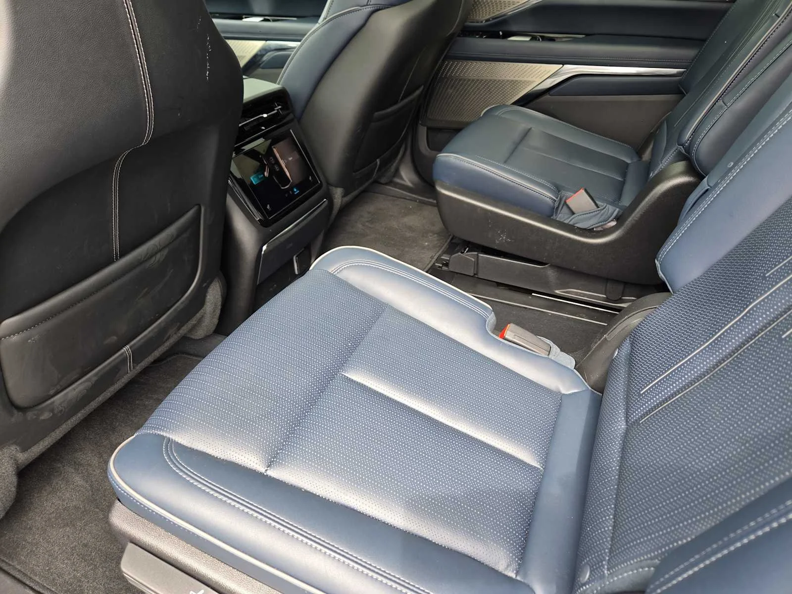 2025 Cadillac Escalade IQ Sport 2 - Photo 19