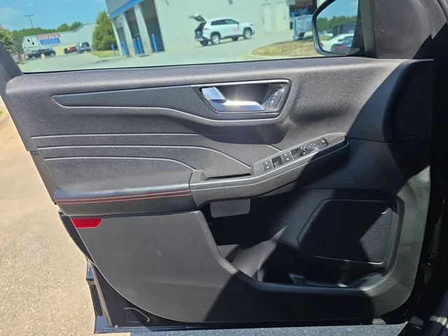 Used 2023 Black Ford ST-Line image 28