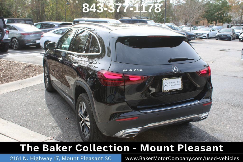 Certified Used 2025 Night Black Mercedes-Benz GLA 250 image 10