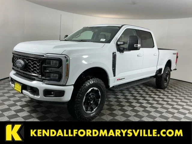 New 2026 Oxford White Ford XLT image 1