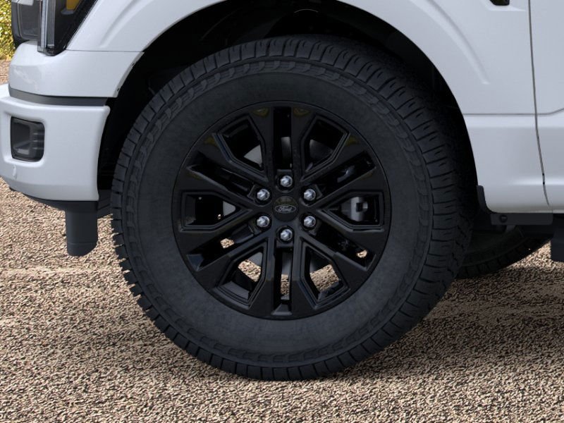 New 2025 Star White Metallic Tri-Coat Ford Lariat® image 46
