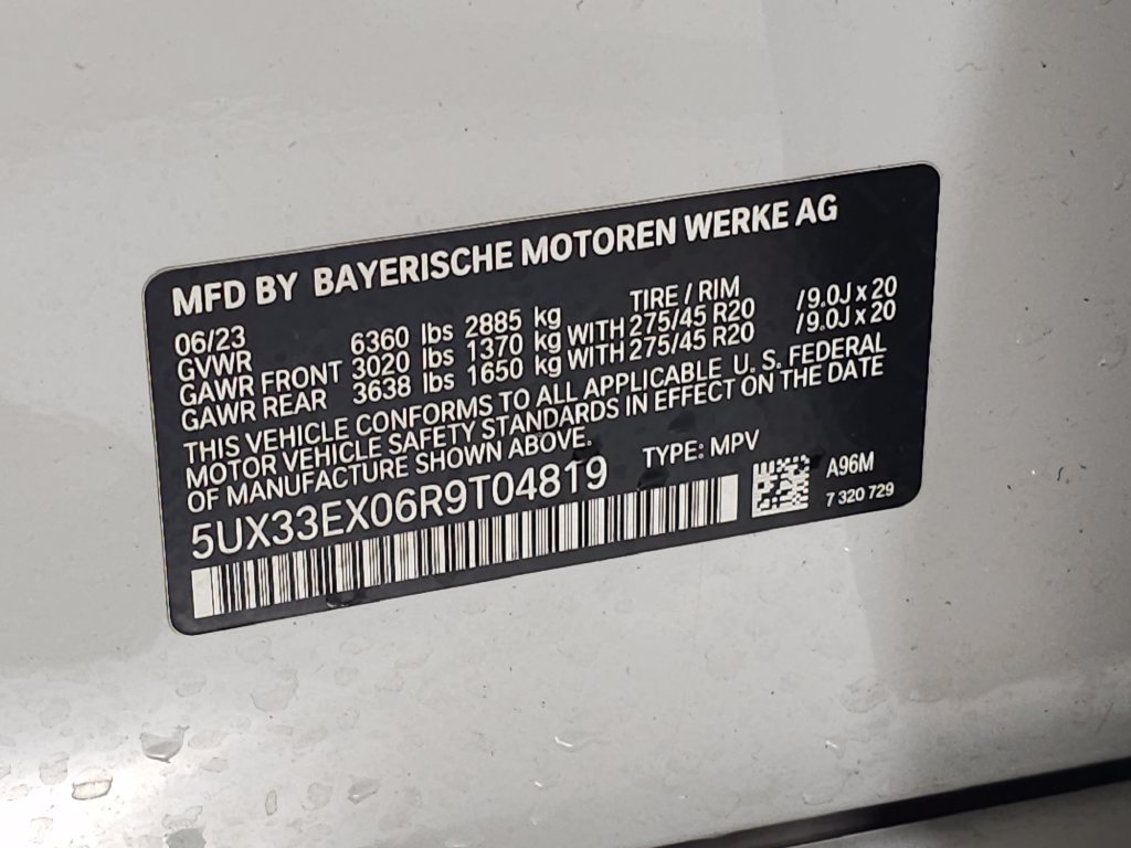 Used 2024 White BMW xDrive40i image 37