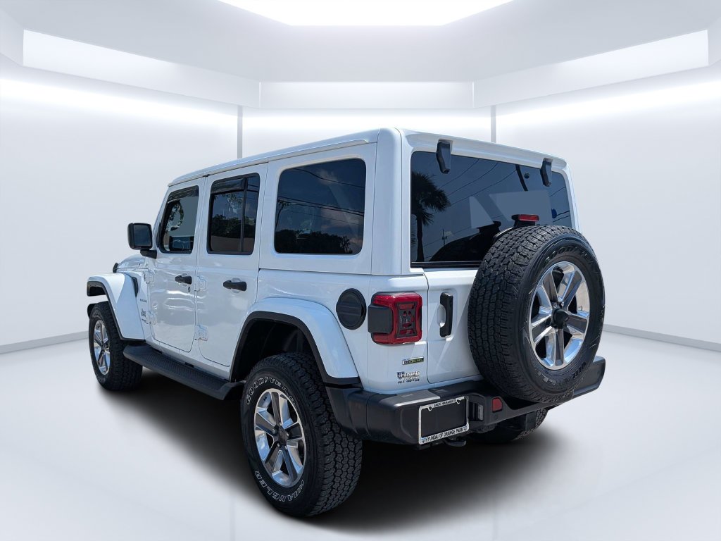 Used 2021 White Jeep Unlimited Sahara image 6