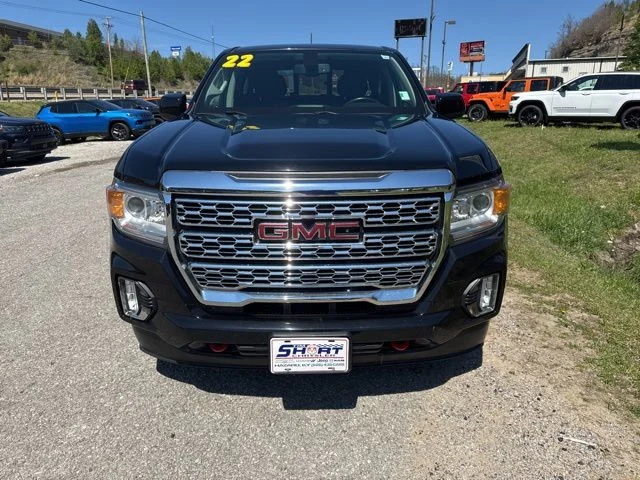 Used 2022 Black GMC AT4 w/Cloth image 8