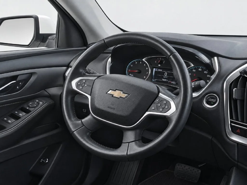 Used 2018 White Chevrolet LT image 34
