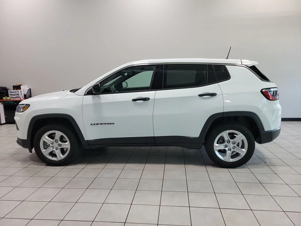 Used 2023 White Jeep Sport image 8