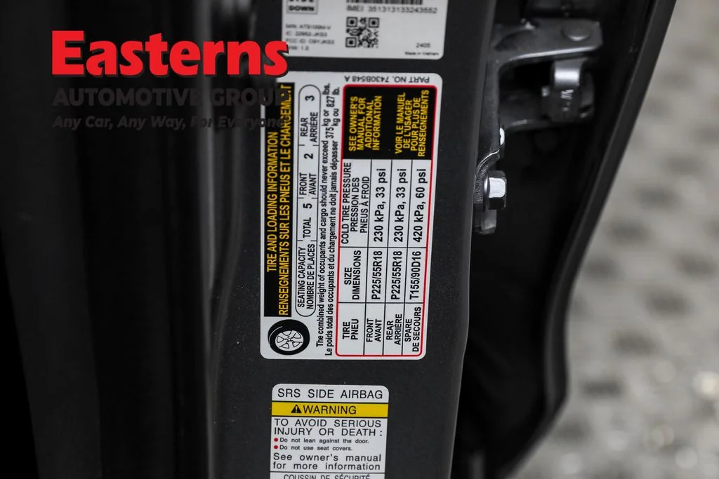Used 2023 Gray Mitsubishi 2.0 SE image 33