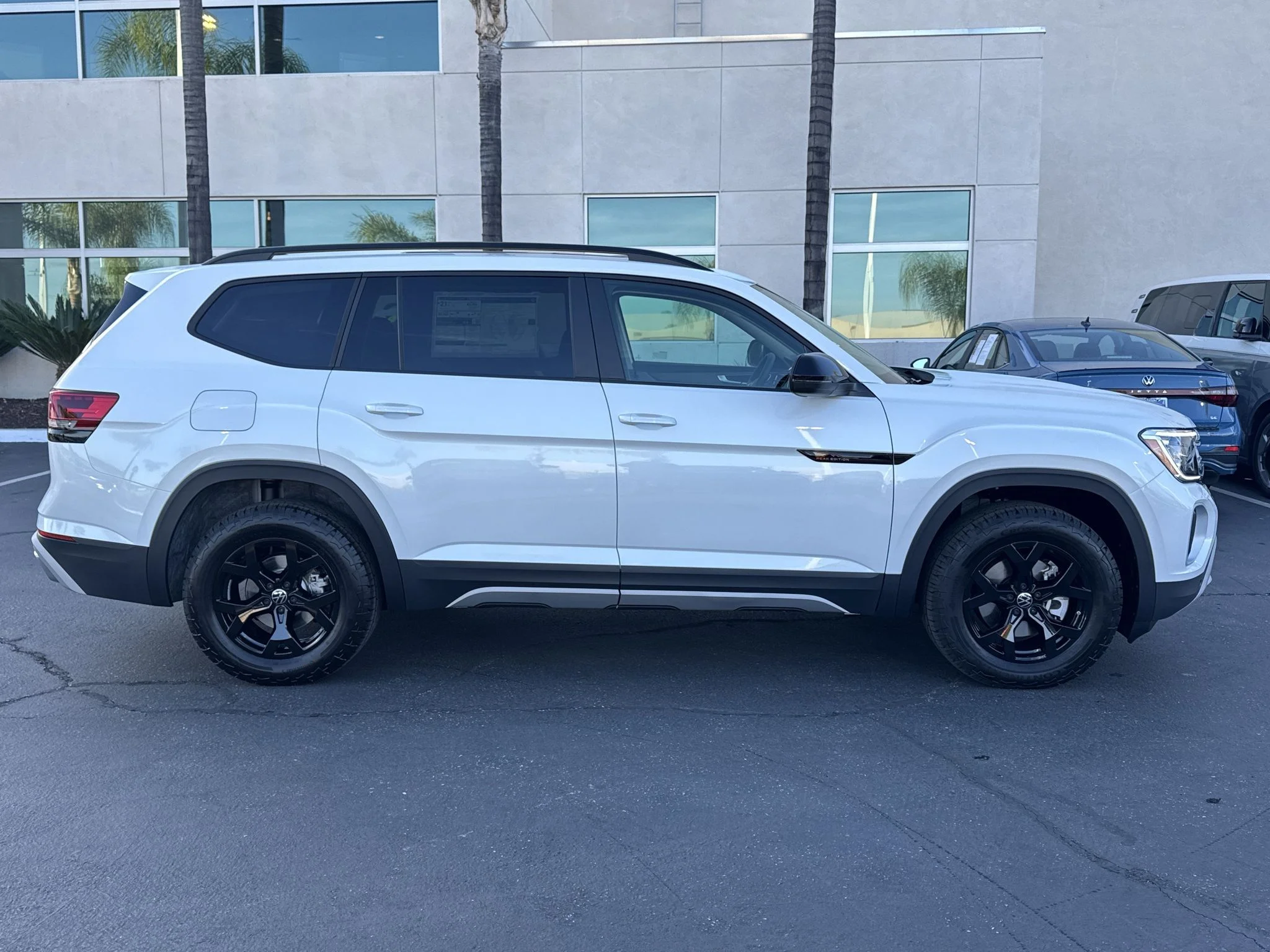 New 2026 Opal White Pearl Volkswagen 2.0T Peak Edition image 10