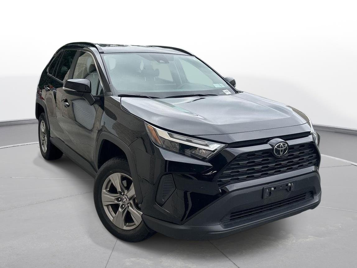 Certified Used 2025 Midnight Black Metallic Toyota XLE image 4