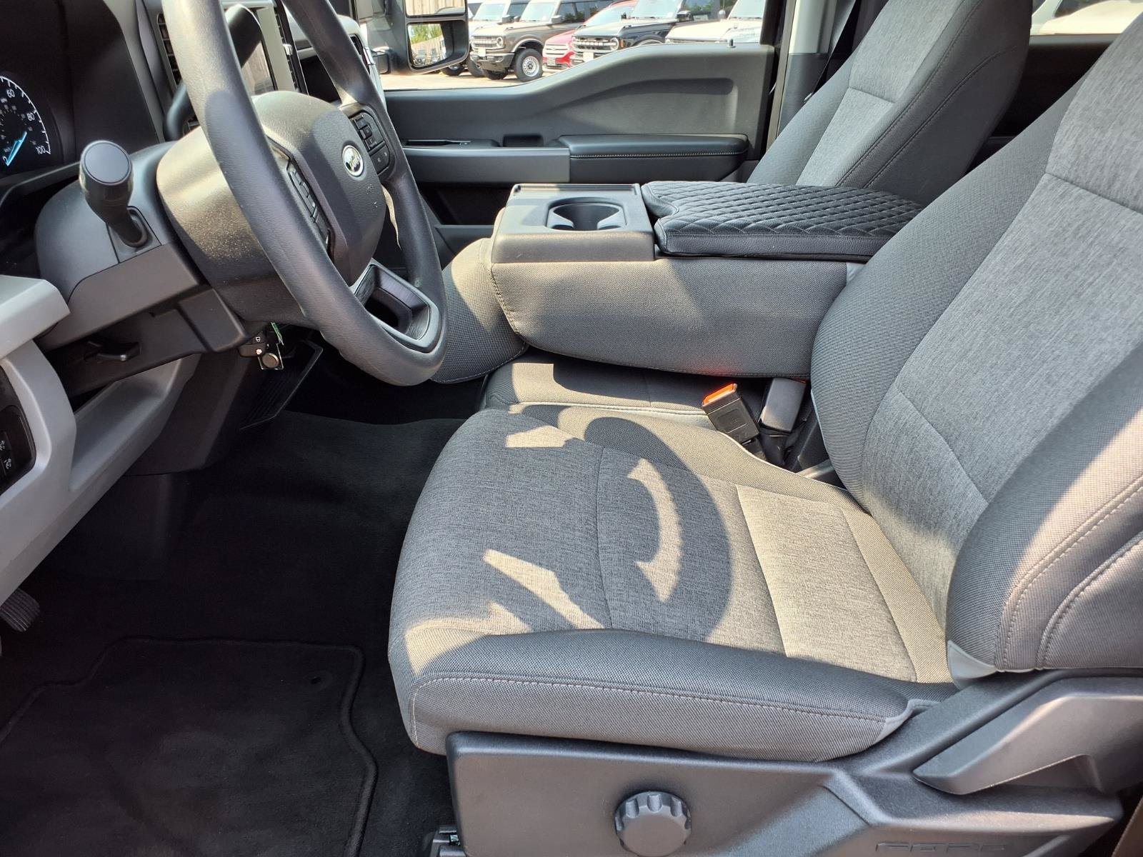 Used 2025 Blue Ford XL image 14