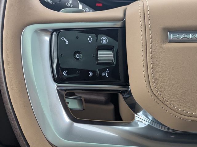 New 2027 Fuji White LAND ROVER  image 26