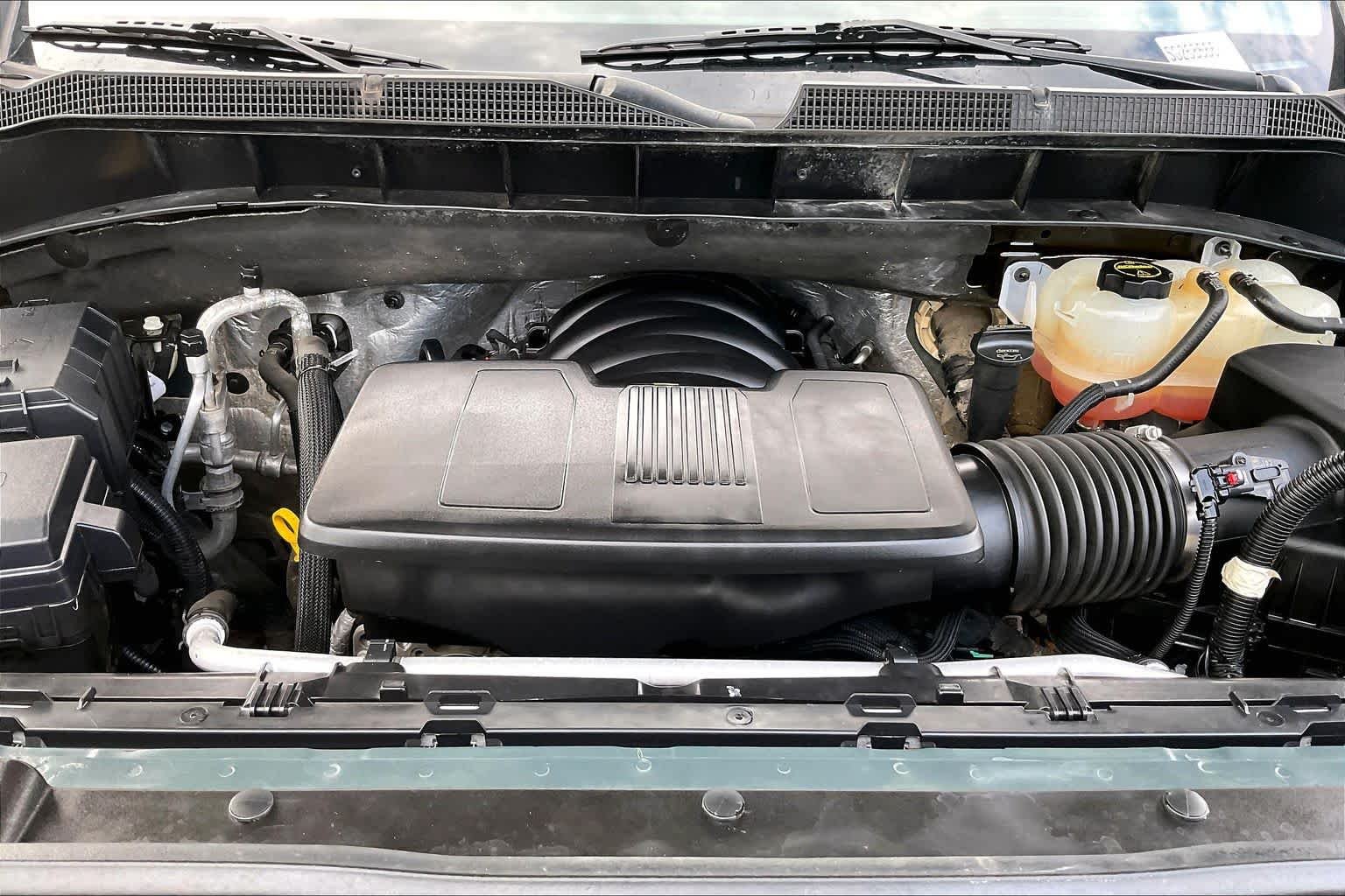 Used 2025 Cypress Gray Chevrolet LT image 61