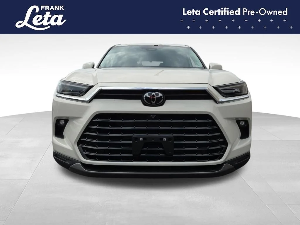 Used 2024 White Toyota Platinum image 9