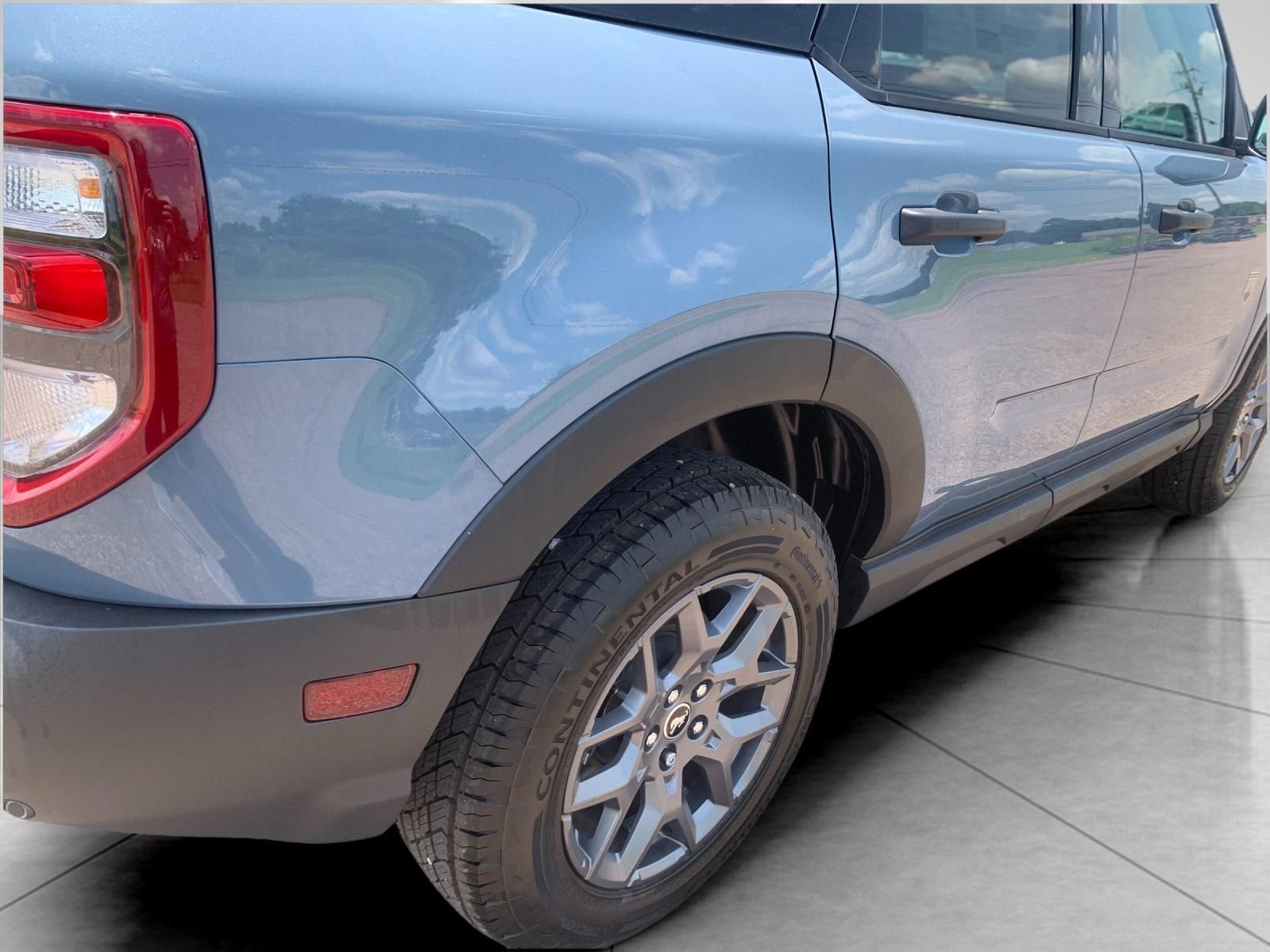 New 2026 Azure Gray Metallic Tri-Coat Ford Big Bend image 4