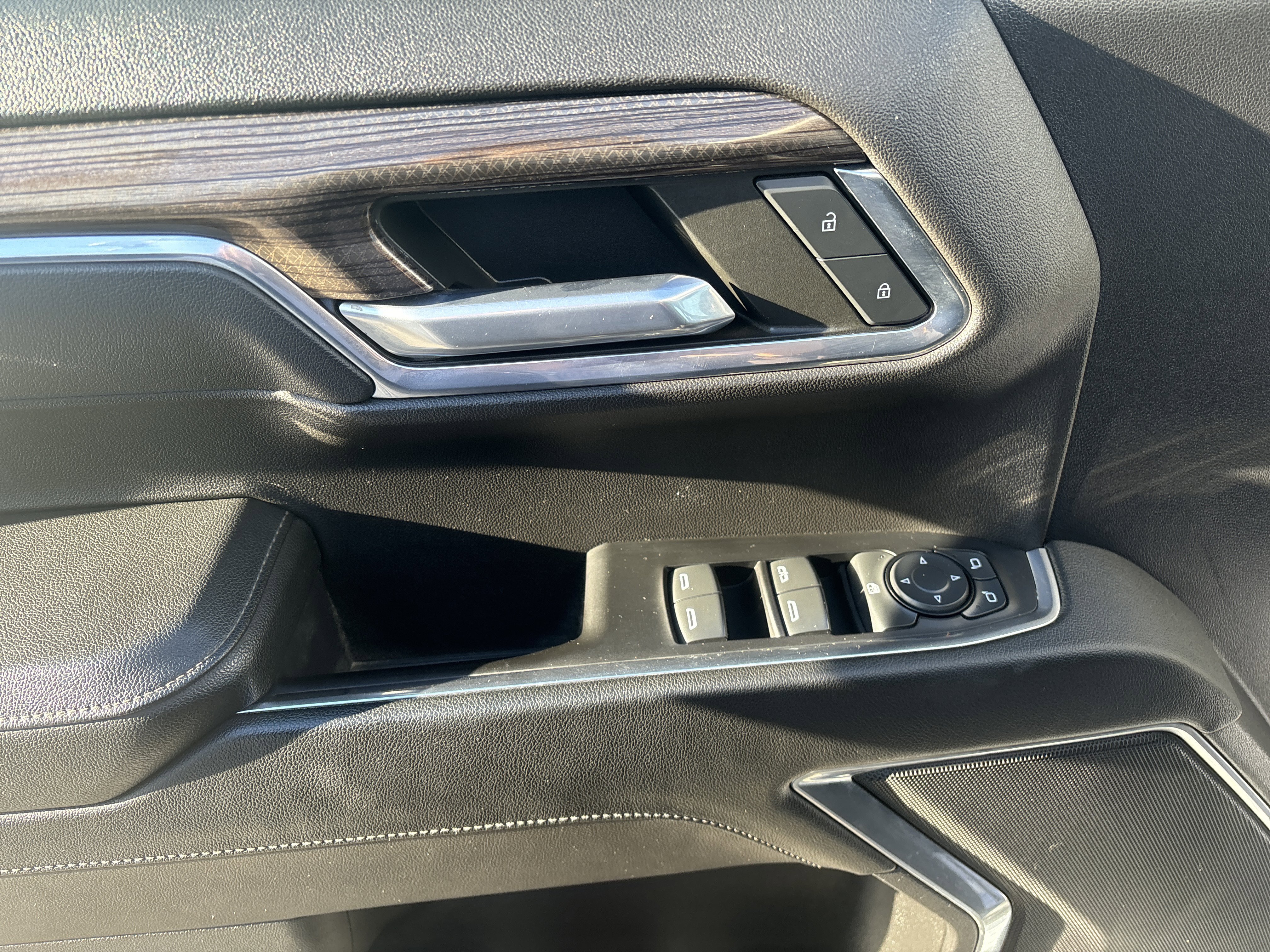 2022 Chevrolet Silverado 1500 RST - Photo 9