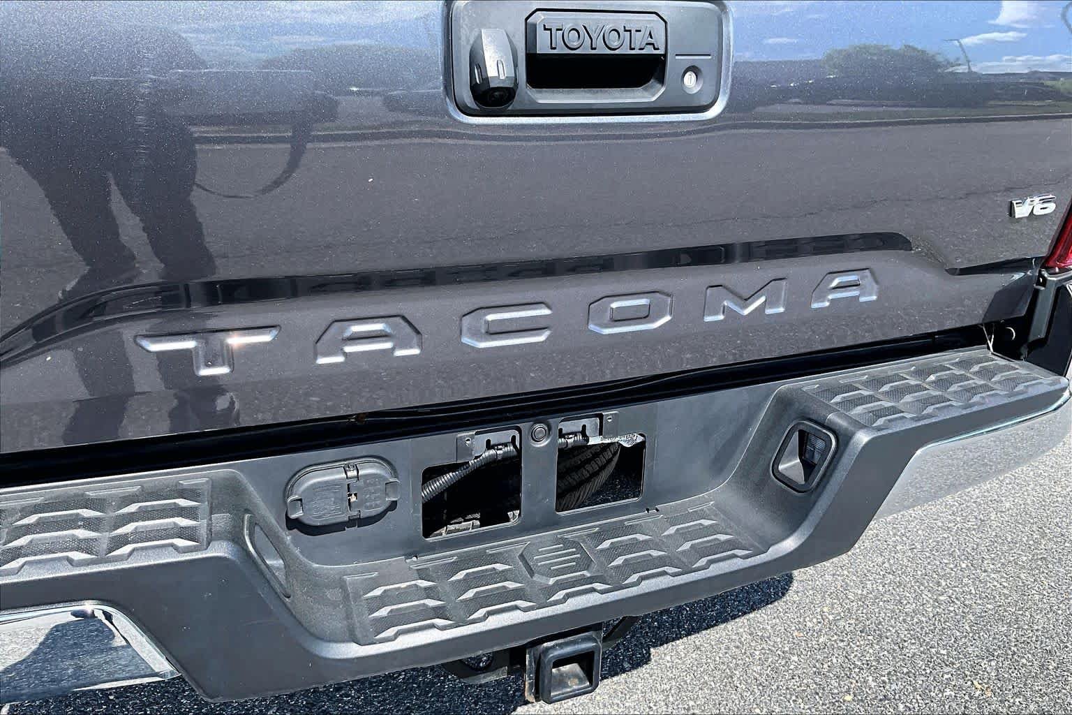 Used 2023 Magnetic Gray Metallic Toyota SR5 image 30