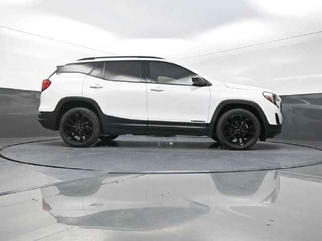 Used 2019 White GMC SLT image 41