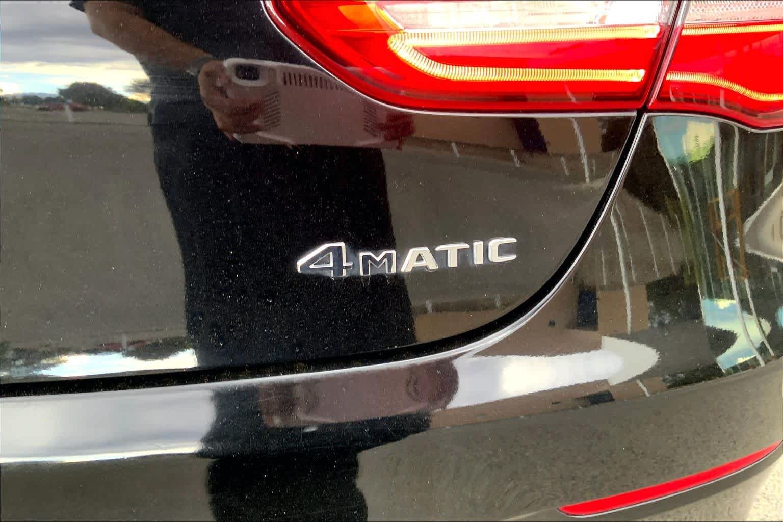 Used 2019 Black Mercedes-Benz GLC 300 image 9