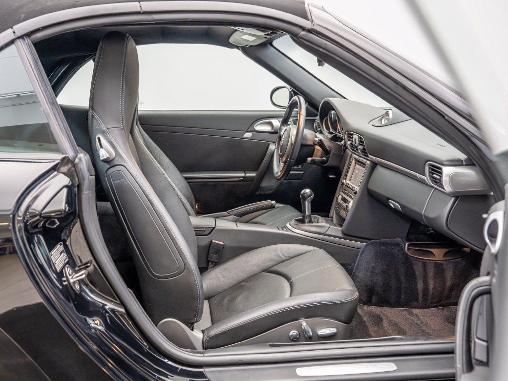 Used 2007 Black Porsche Carrera S image 30