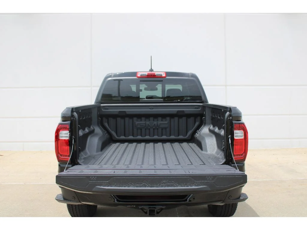 New 2026 ONYX BLACK GMC 4WD AT4 image 22