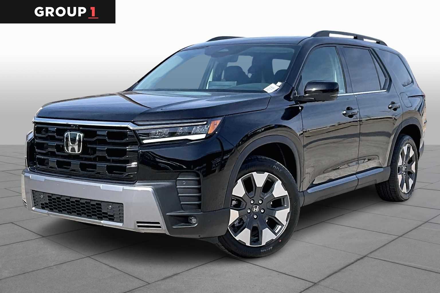 2026 Honda Pilot Touring AWD's photo