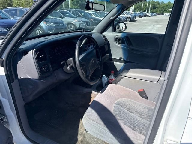 Used 1999  Dodge Base image 24