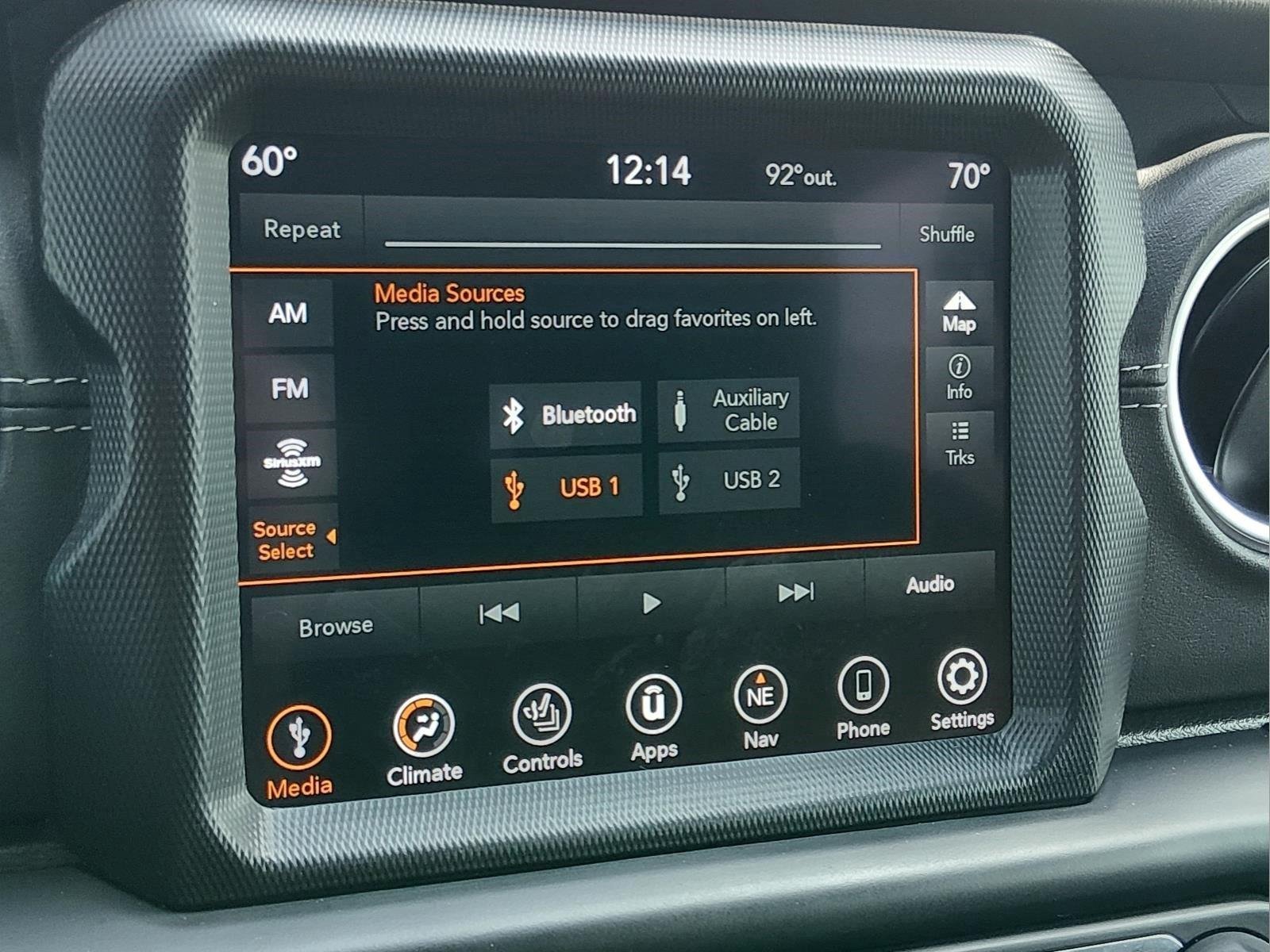 Used 2022 Snazzberry Pearlcoat Jeep Unlimited Sahara image 26