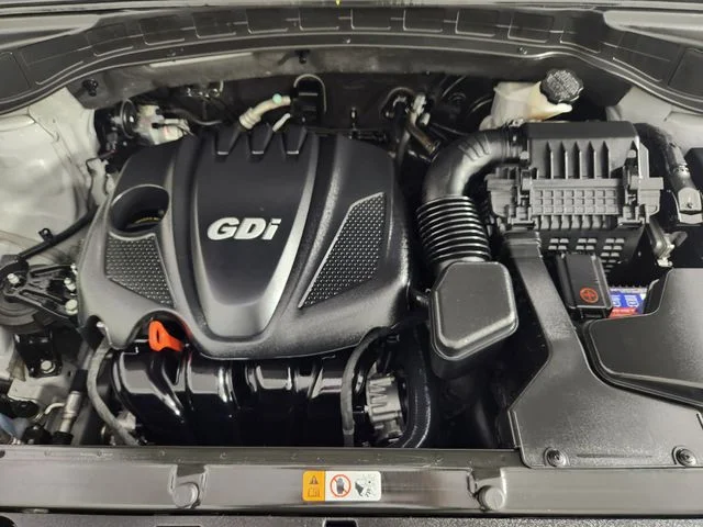 Used 2014 Silver Hyundai Base image 28