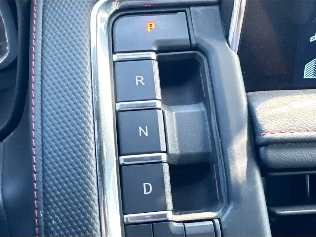 2022 Chevrolet Suburban RST - Photo 14