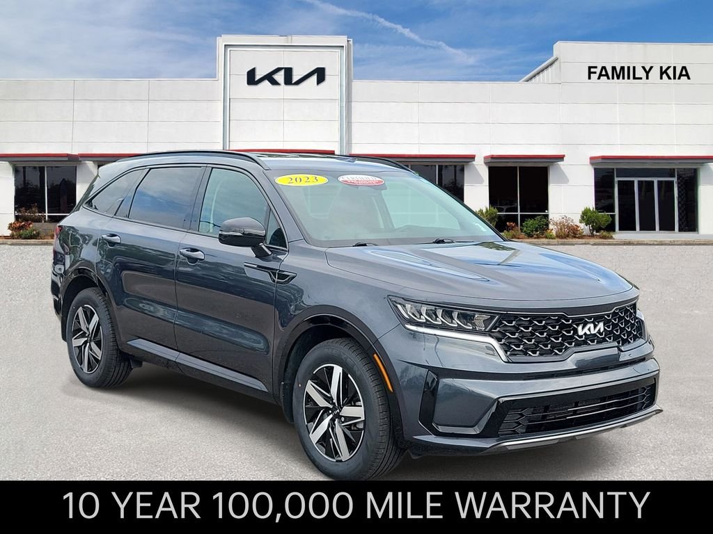 2023 Kia Sorento S AT's photo
