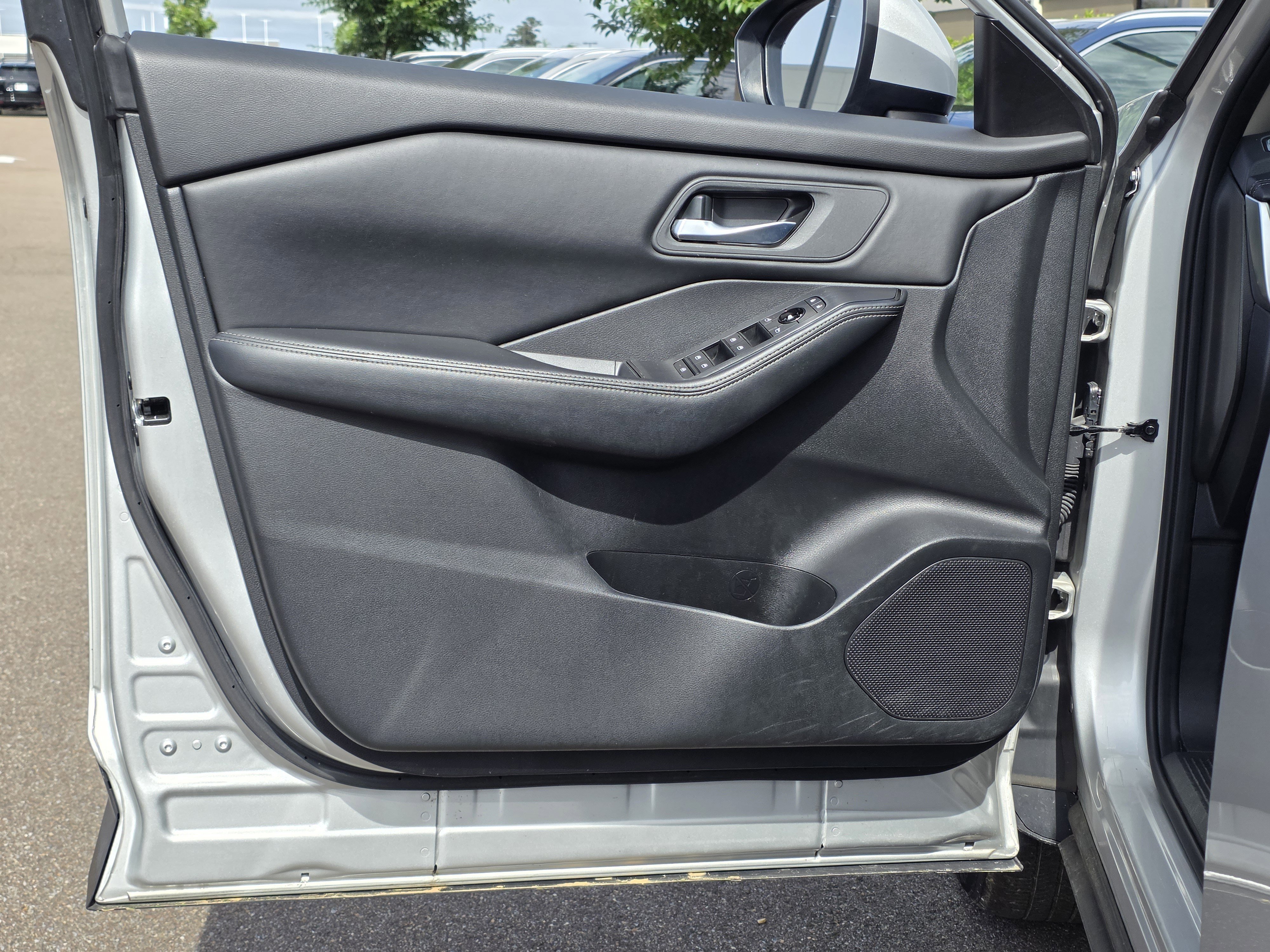 Used 2024 Brilliant Silver Metallic Nissan SV image 12