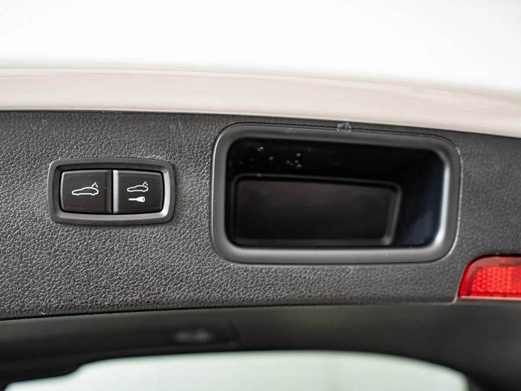 Used 2026 White Porsche  image 43