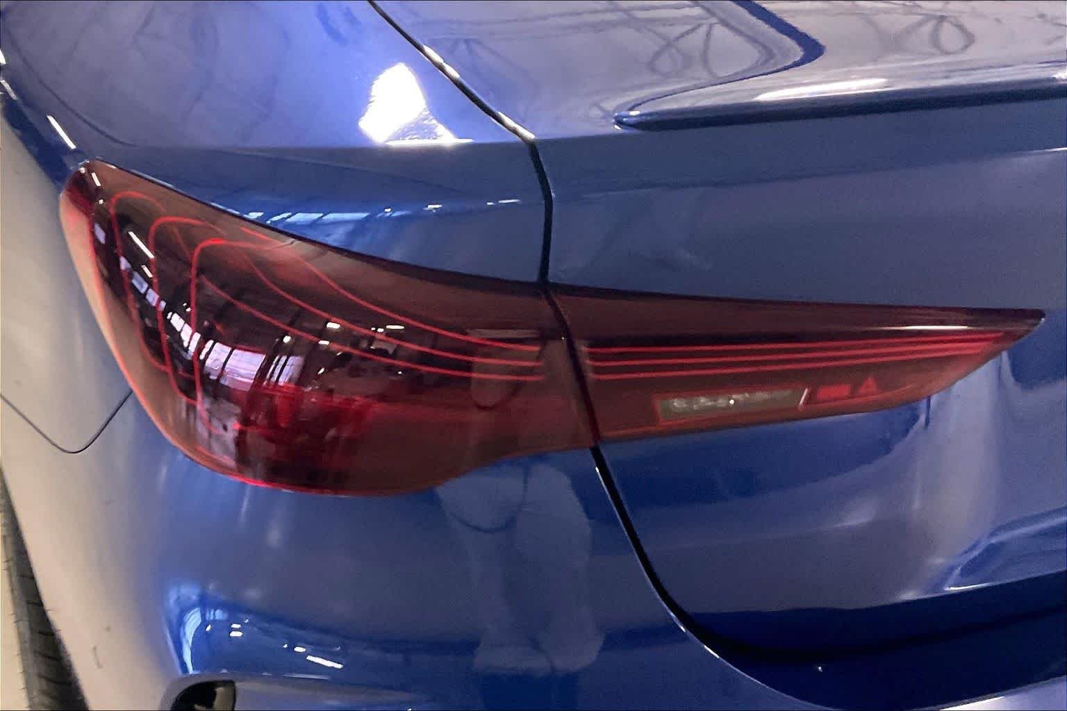 New 2027 Portimao Blue Metallic BMW M440i image 14