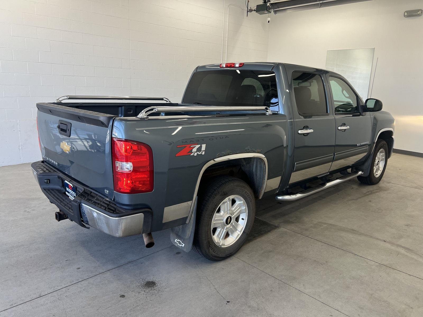 Used 2013 Blue Granite Metallic Chevrolet LT image 9