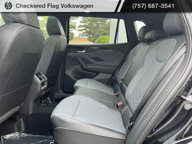 New 2026 Black Volkswagen 2.0T SE R-Line Black image 38
