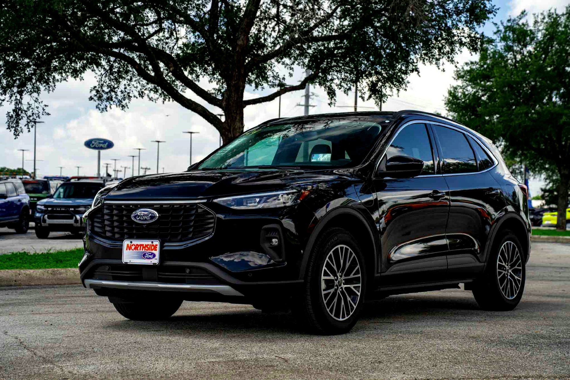 New 2024 Agate Black Metallic Ford PHEV image 7