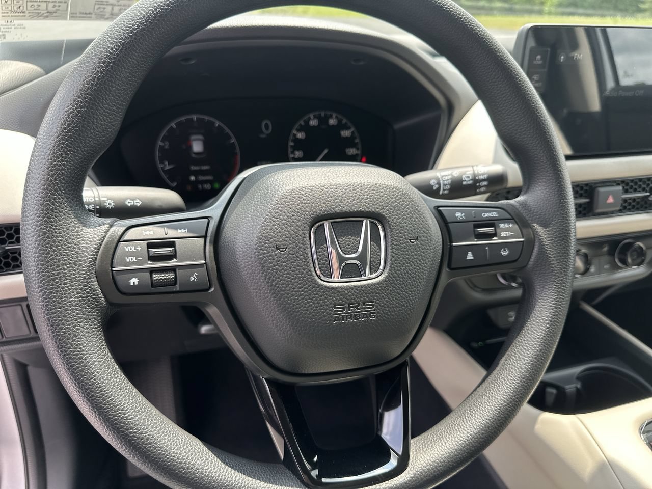 New 2027 Solar Silver Metallic Honda LX AWD image 14