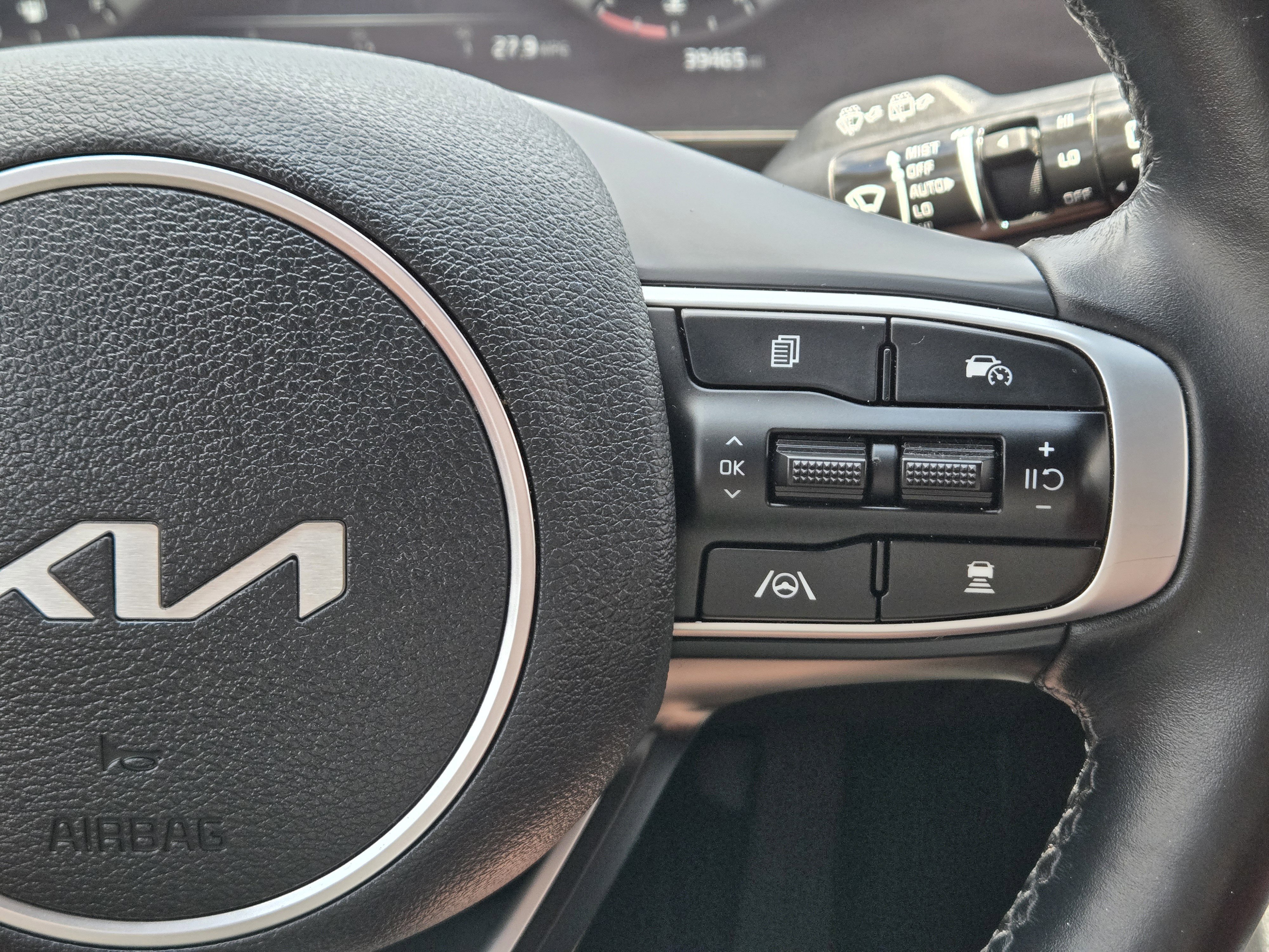 Certified Used 2023 Wolf Gray Kia SX-Prestige image 25