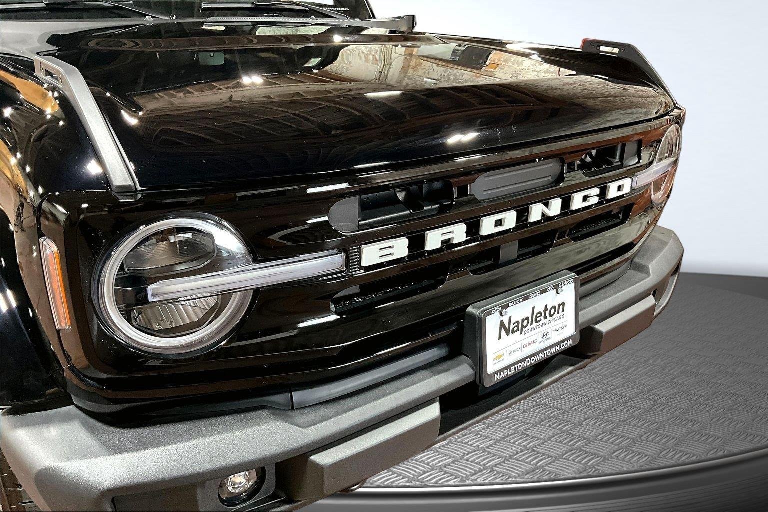 Used 2025 Shadow Black Ford Outer Banks image 28
