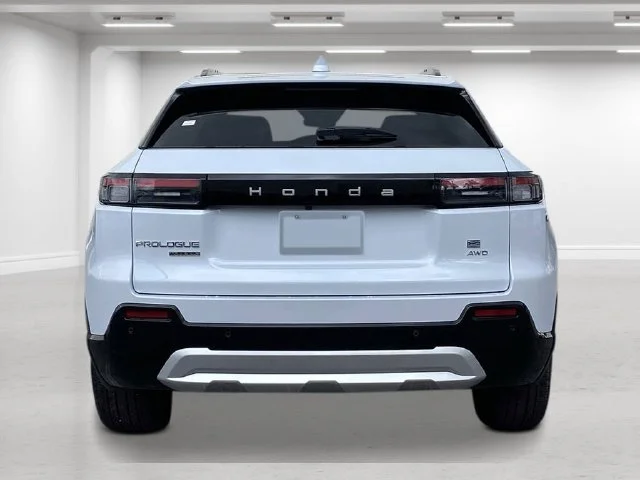 New 2026 Frostline White Pearl Honda Touring image 3