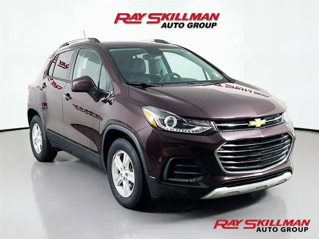 Used 2021 Red Chevrolet LT image 1