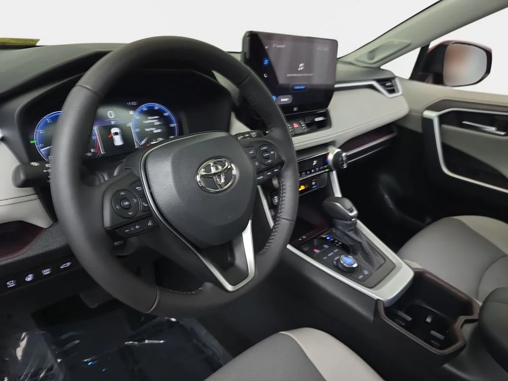 Used 2025 Red Toyota Limited image 19