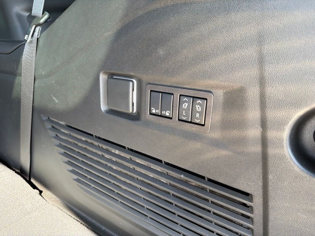 Used 2024 Beige Chevrolet High Country image 24