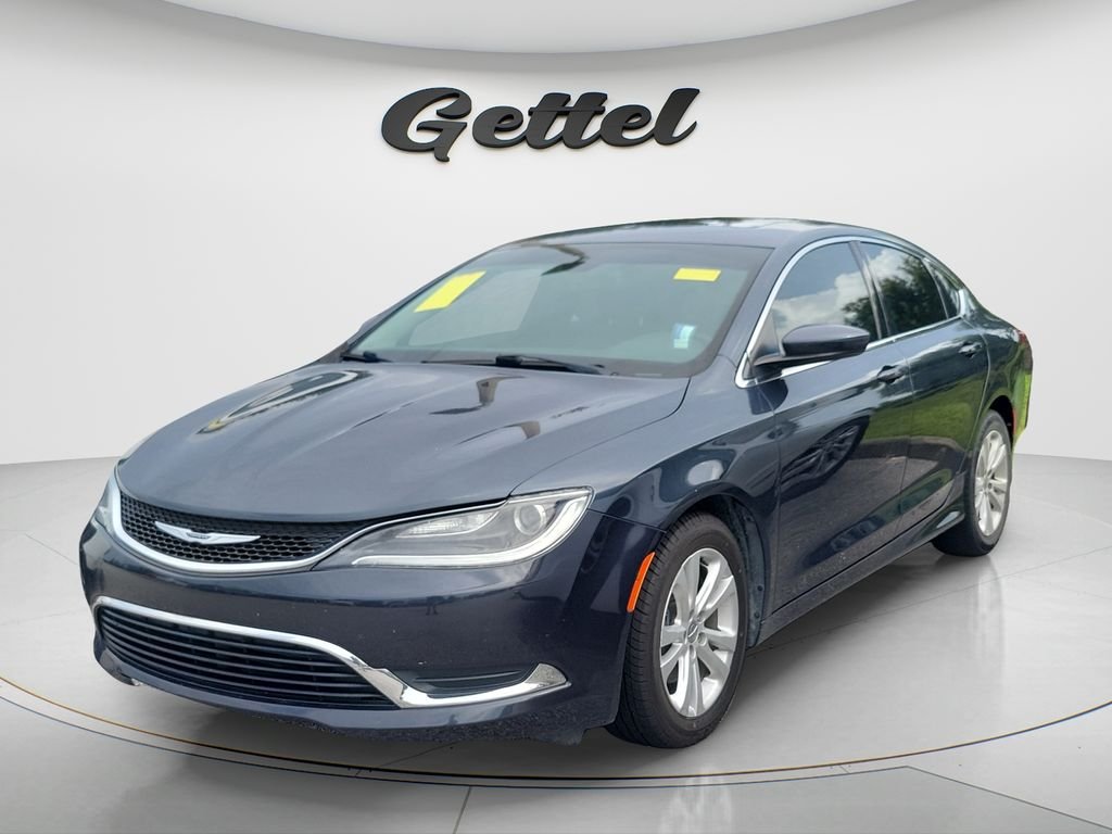 Used 2017 Gray Chrysler Limited image 1