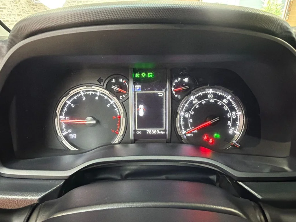Used 2021 Blizzard Pearl Toyota Nightshade image 25