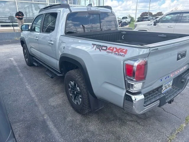 Used 2021  Toyota TRD Off-Road image 5