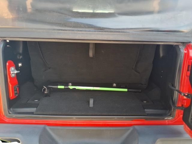 Used 2018 Red Jeep Sport S 4x4 image 23