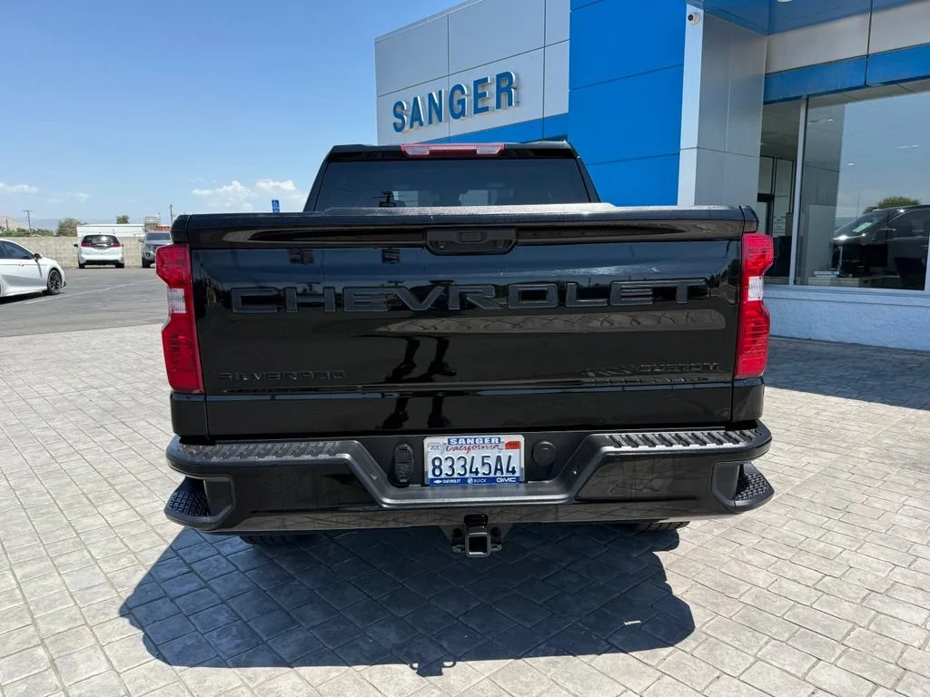 Used 2024 Black Chevrolet Custom image 9