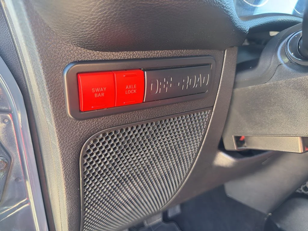 Used 2013  Jeep Rubicon 10th Anniversary image 24